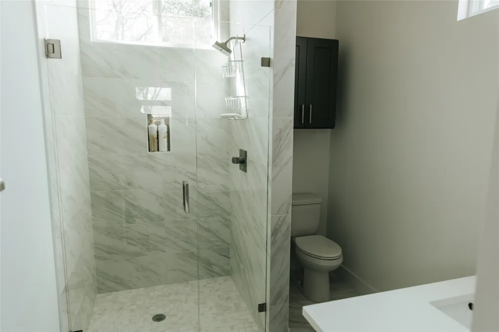1128 Walton Lane #2 Austin, TX 78721
