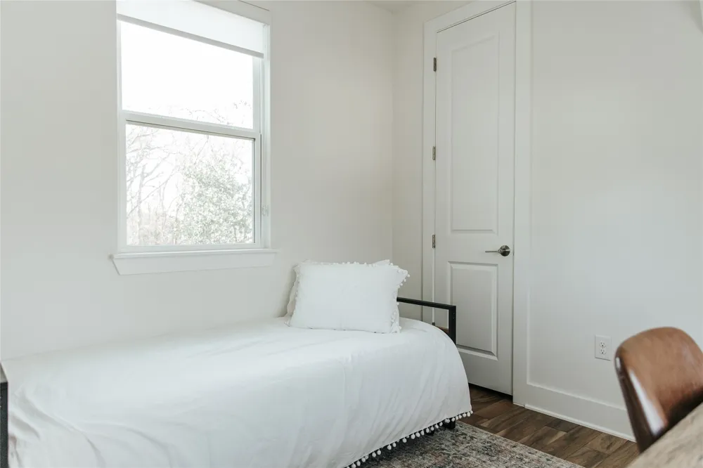 1128 Walton Lane #2 Austin, TX 78721