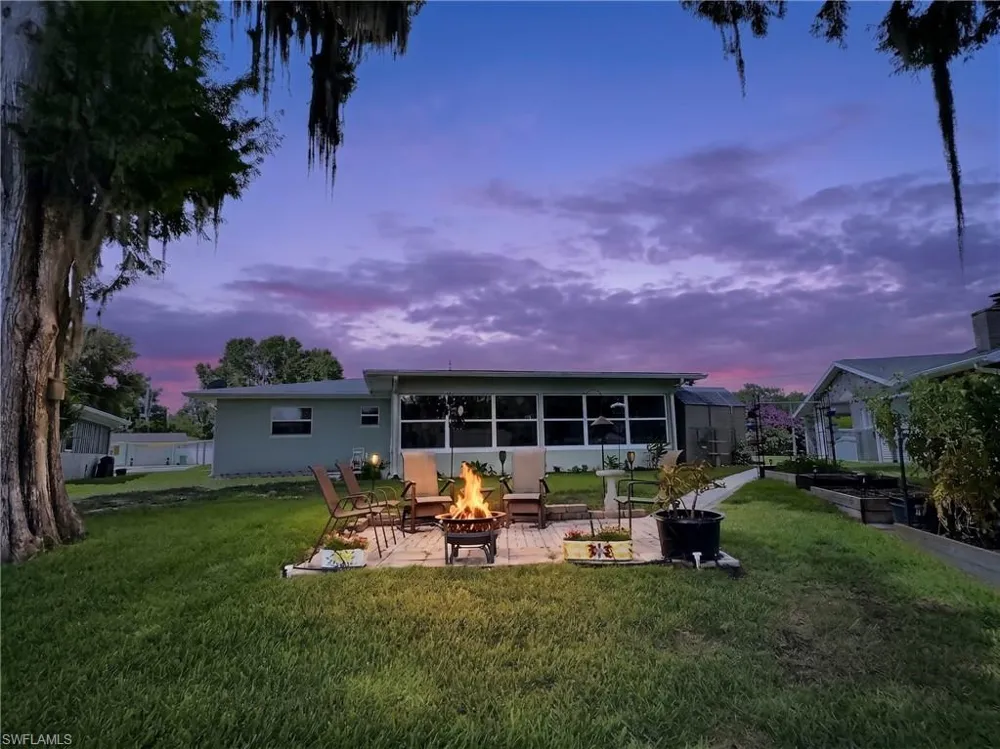 1745 S Paradise PT Inverness, FL 34450