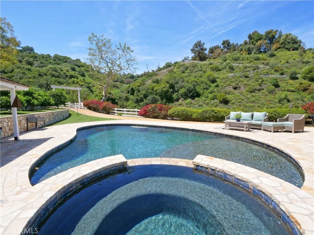 3 Poppy Trail Rolling Hills, CA 90274
