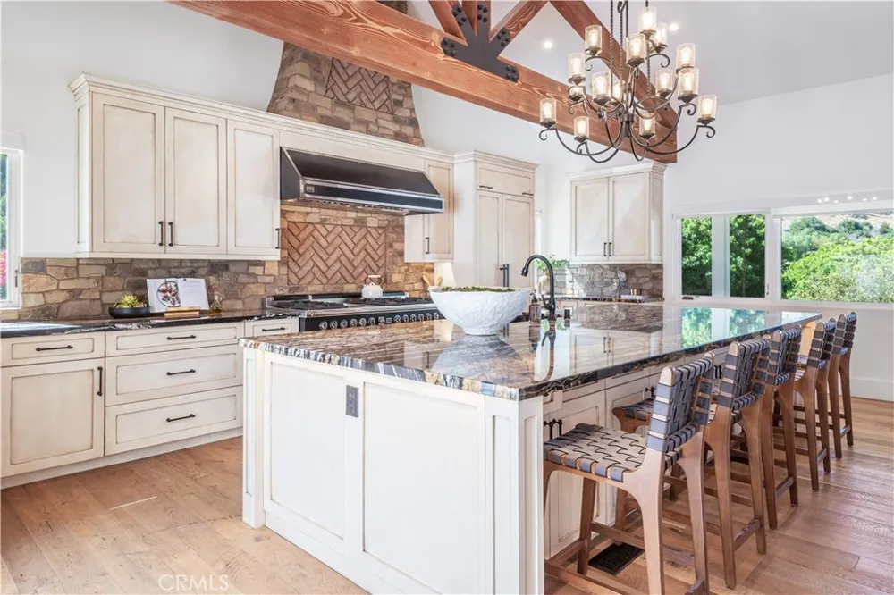 3 Poppy Trail Rolling Hills, CA 90274