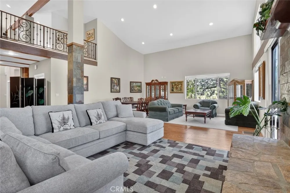 15117 Chestnut Drive Pine Mountain Club, CA 93222