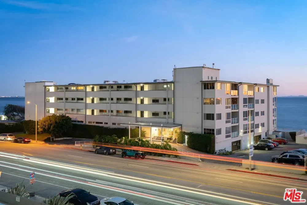 22548 Pacific Coast Highway #101 Malibu, CA 90265