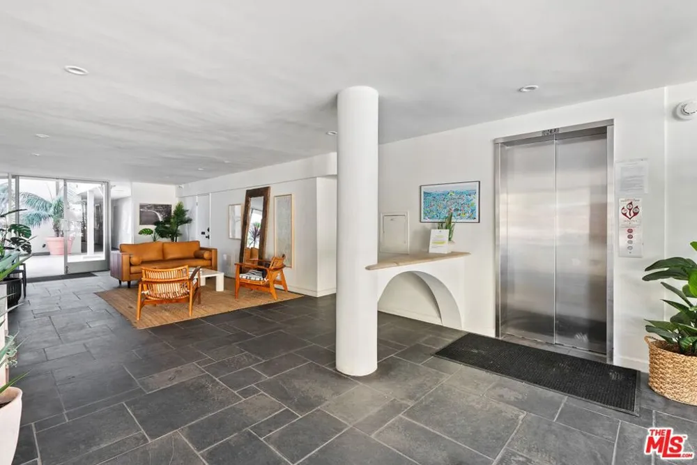 22548 Pacific Coast Highway #101 Malibu, CA 90265
