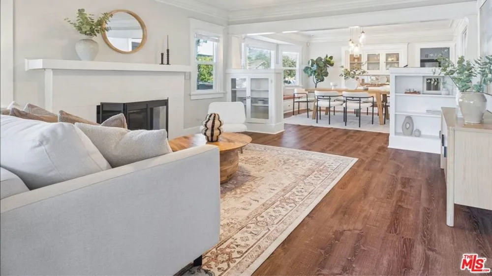 5802 Lexington Avenue Los Angeles, CA 90038
