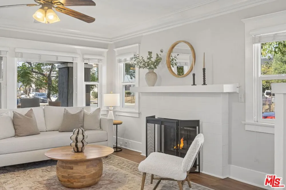5802 Lexington Avenue Los Angeles, CA 90038
