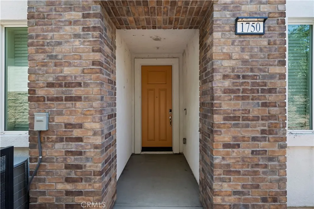 1750 Cayton Loop West Covina, CA 91790