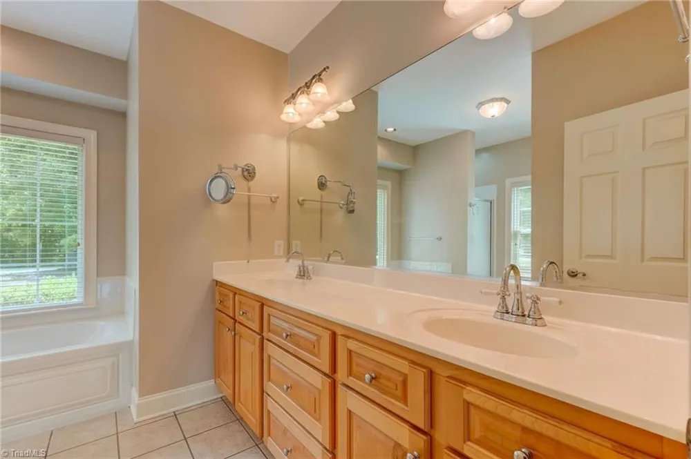 1153 Town Creek Road Eden, NC 27288