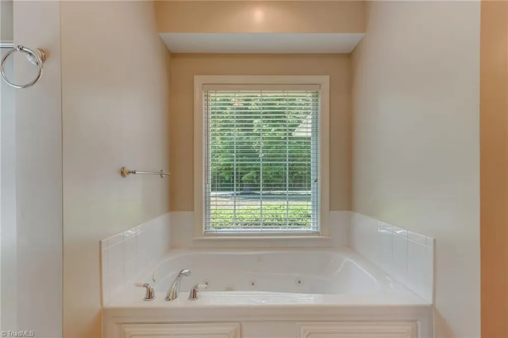 1153 Town Creek Road Eden, NC 27288