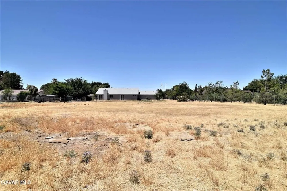 9734 E Avenue S8 Littlerock, CA 93543