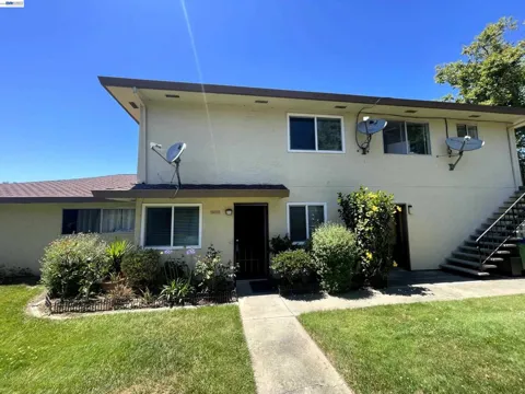 32656 Brenda Way ##2