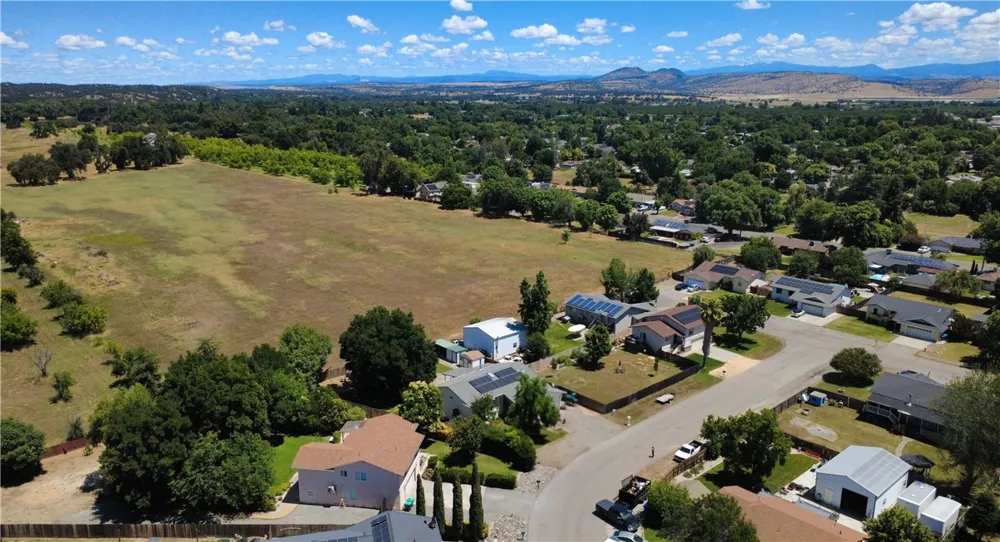 160 Kimic Way Red Bluff, CA 96080