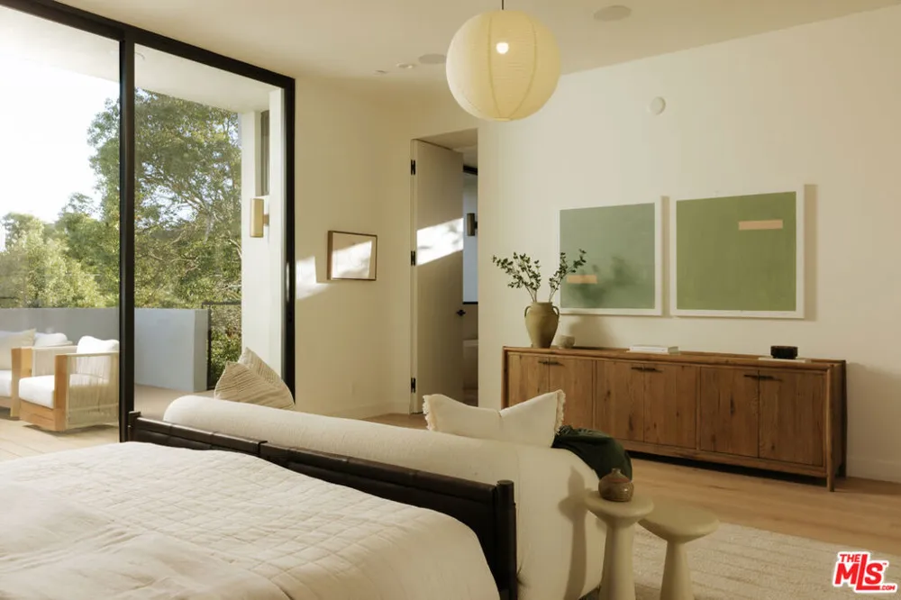 8906 Hubbard Street Culver City, CA 90232