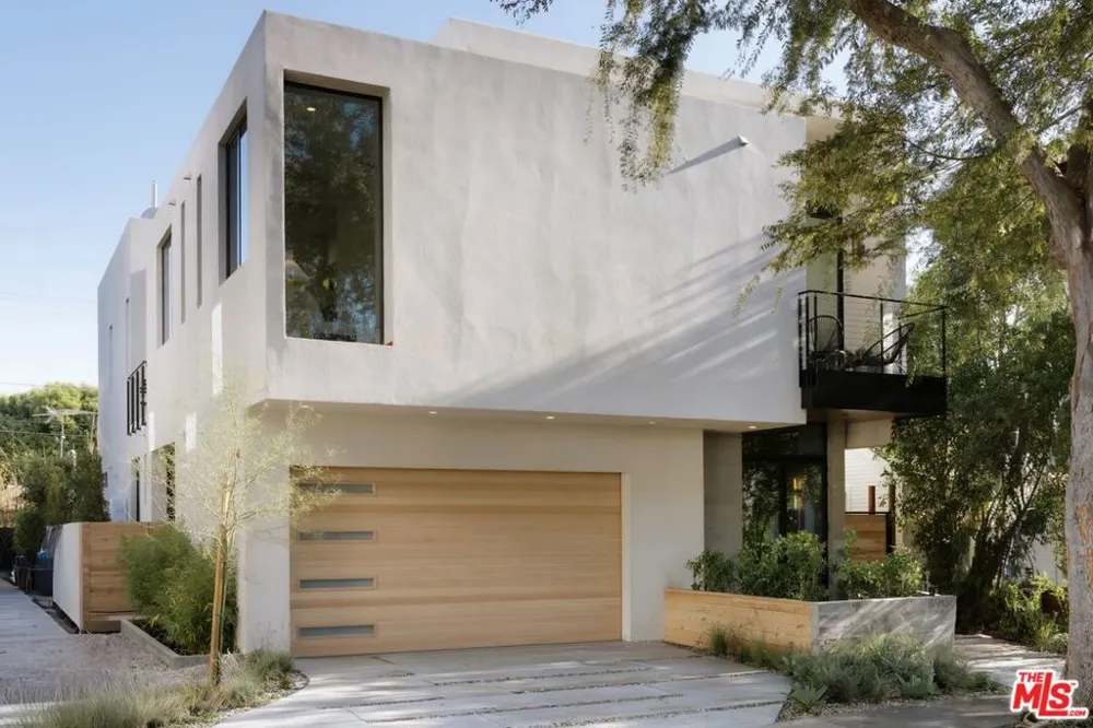 8906 Hubbard Street Culver City, CA 90232