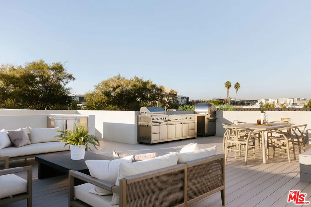 8906 Hubbard Street Culver City, CA 90232