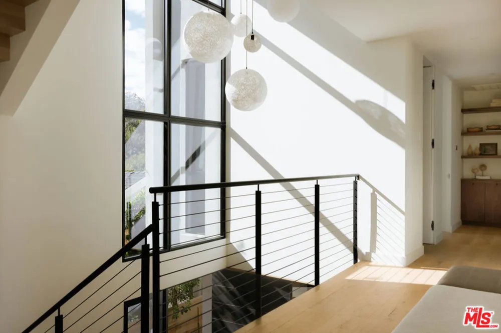 8906 Hubbard Street Culver City, CA 90232