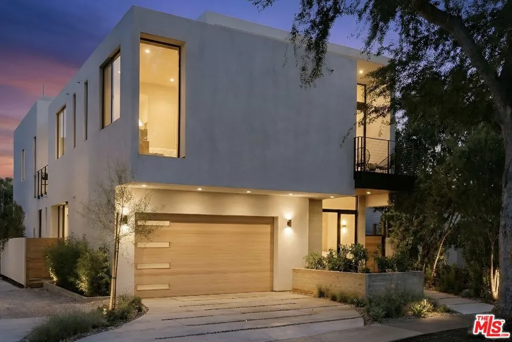8906 Hubbard Street Culver City, CA 90232