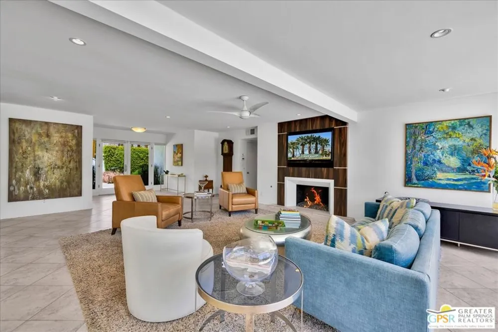 1250 S Paseo De Marcia Palm Springs, CA 92264
