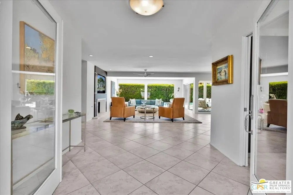 1250 S Paseo De Marcia Palm Springs, CA 92264