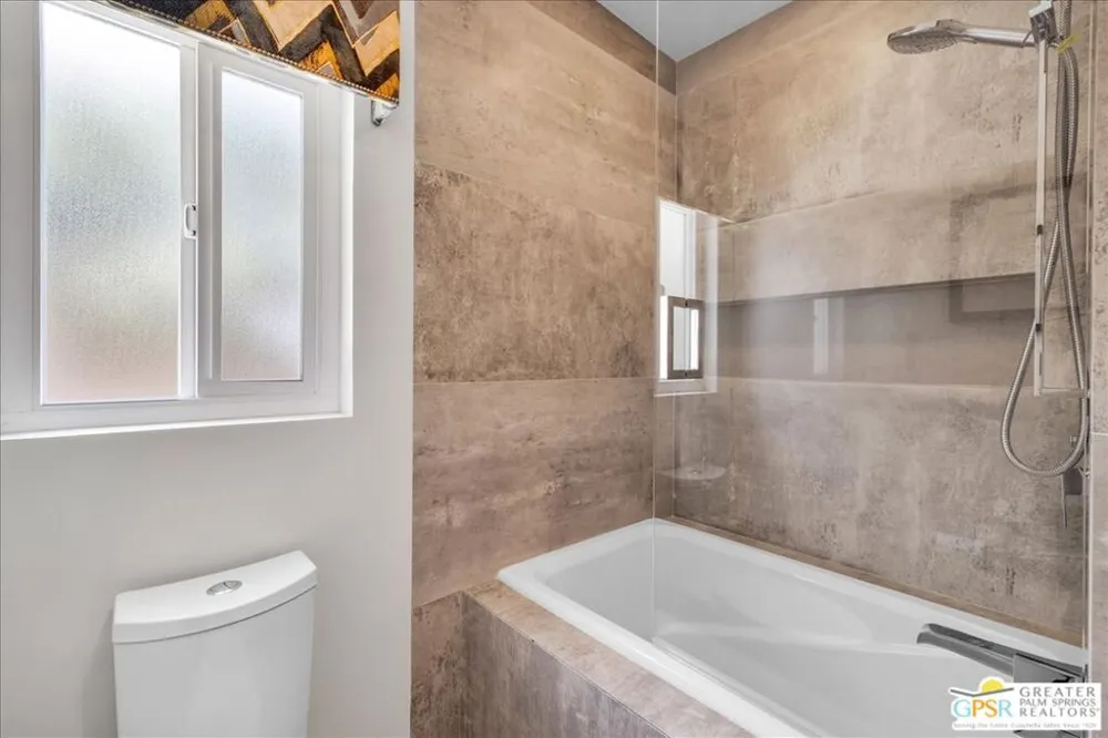 1250 S Paseo De Marcia Palm Springs, CA 92264