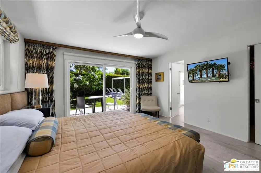 1250 S Paseo De Marcia Palm Springs, CA 92264