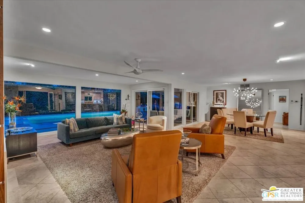 1250 S Paseo De Marcia Palm Springs, CA 92264