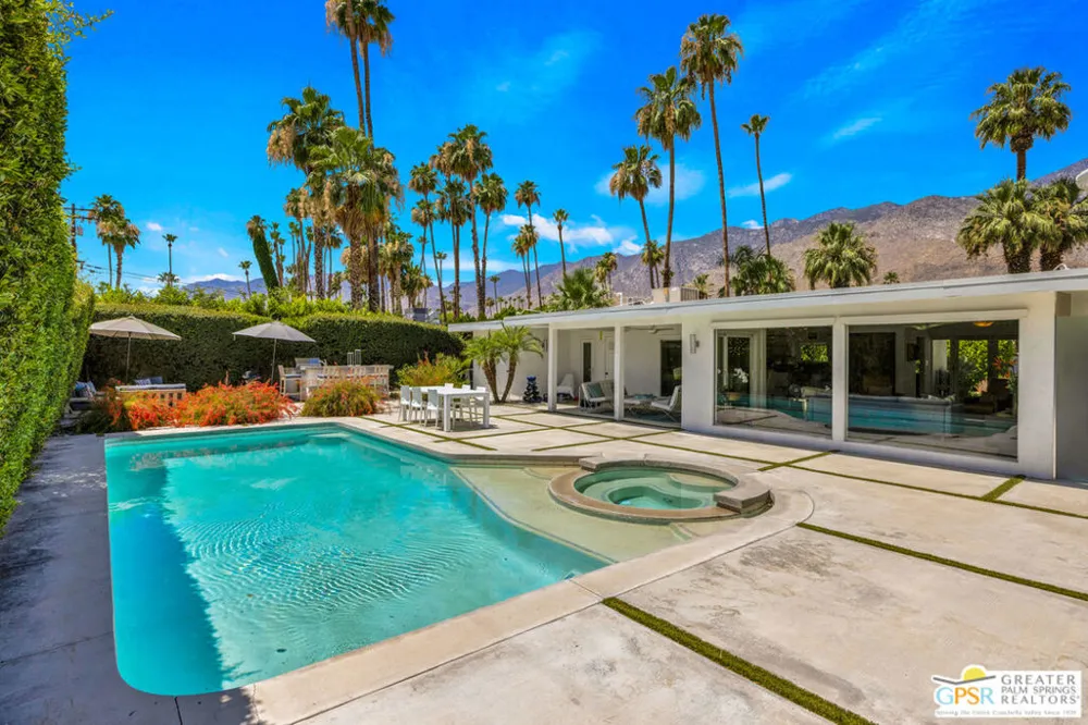 1250 S Paseo De Marcia Palm Springs, CA 92264