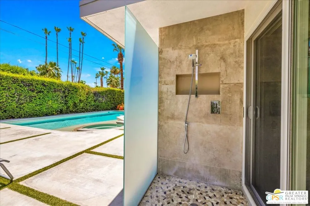 1250 S Paseo De Marcia Palm Springs, CA 92264