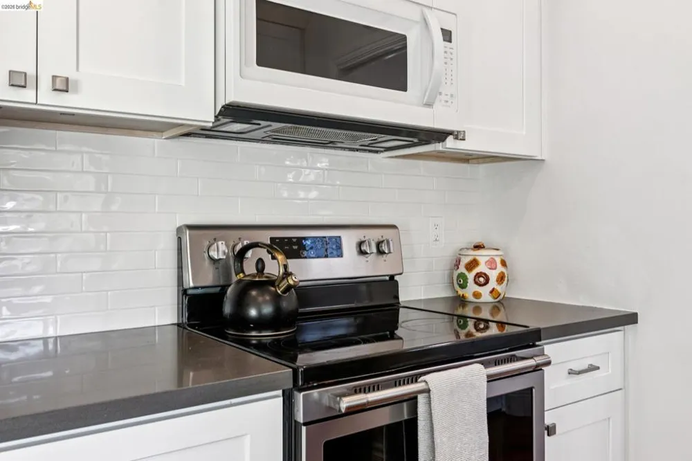 1912 Ascot Dr Moraga, CA 94556