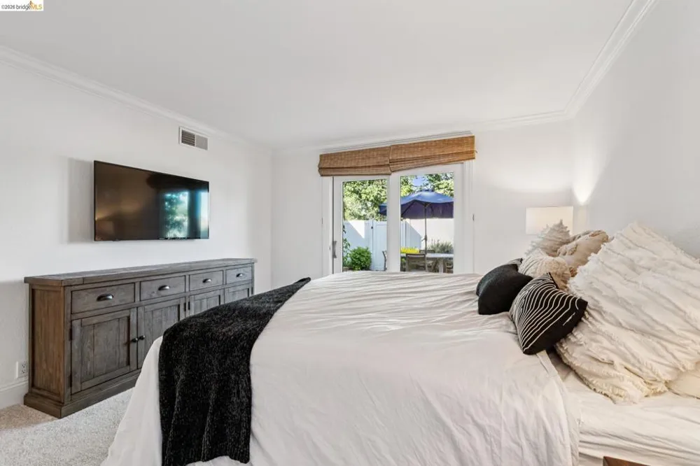 1912 Ascot Dr Moraga, CA 94556