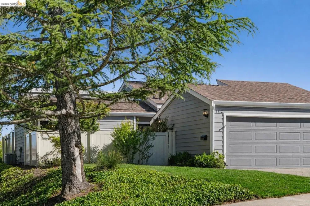 1912 Ascot Dr Moraga, CA 94556