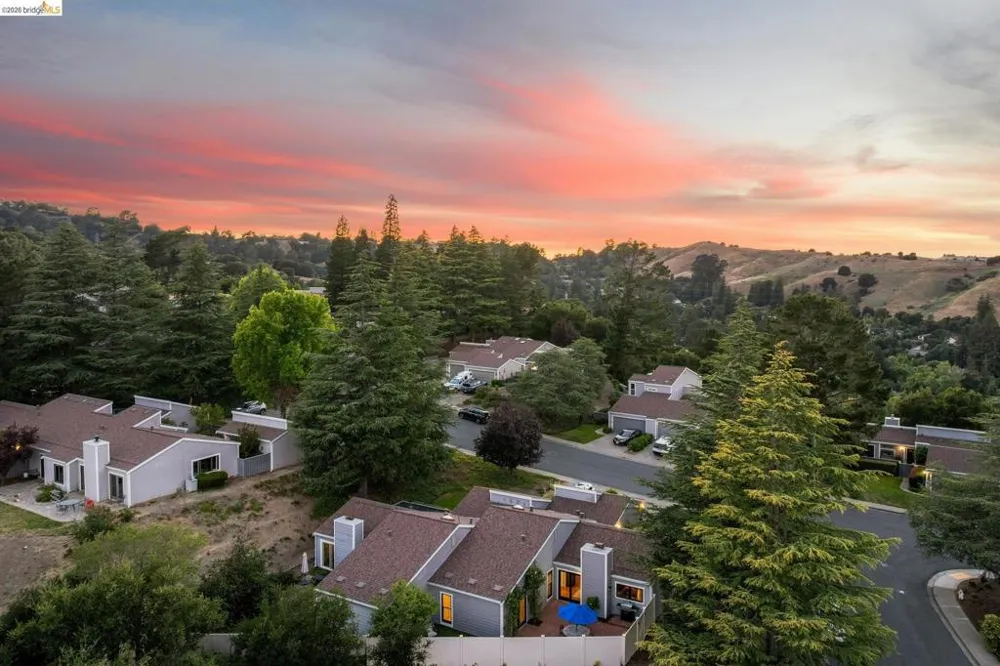 1912 Ascot Dr Moraga, CA 94556