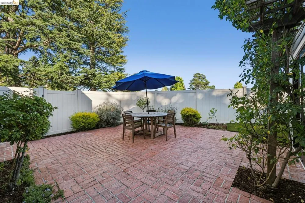 1912 Ascot Dr Moraga, CA 94556