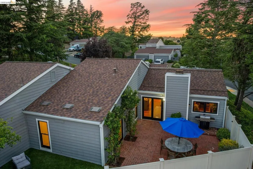 1912 Ascot Dr Moraga, CA 94556