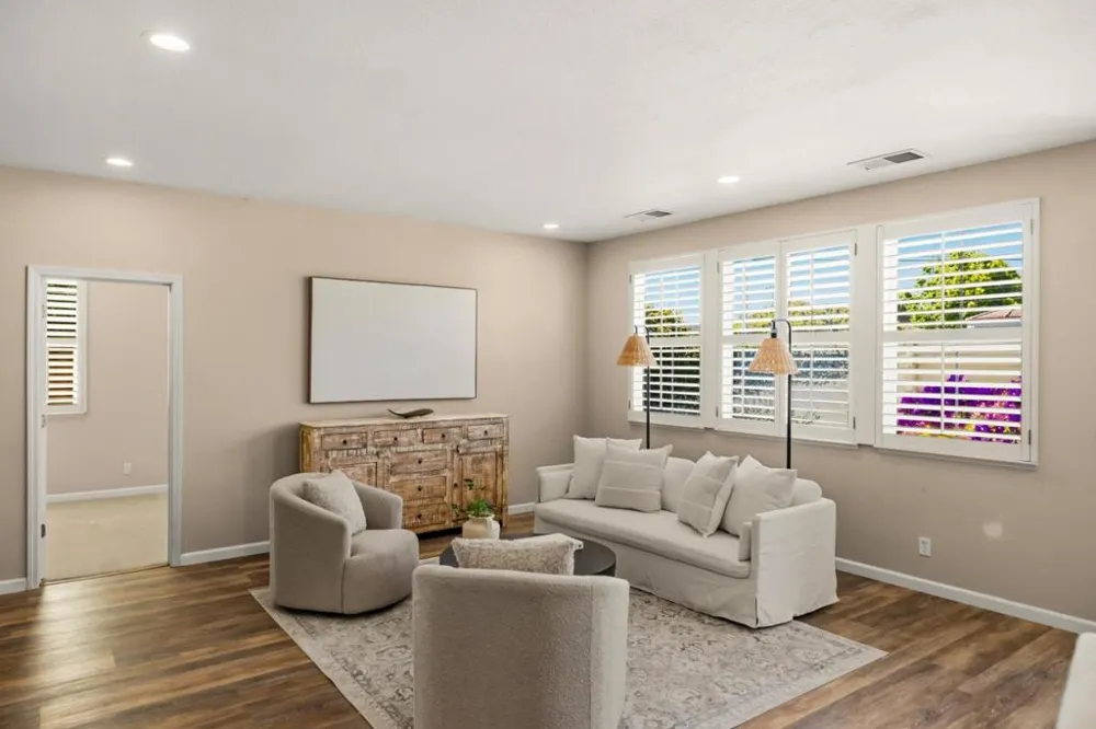 4890 Peninsula Point Drive Seaside, CA 93955