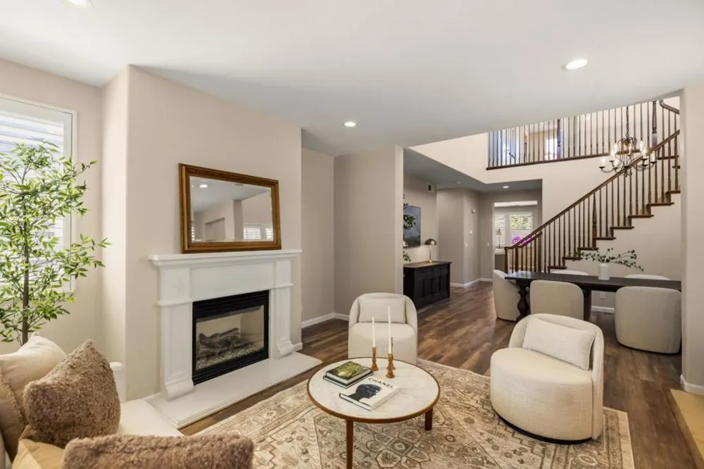 4890 Peninsula Point Drive Seaside, CA 93955