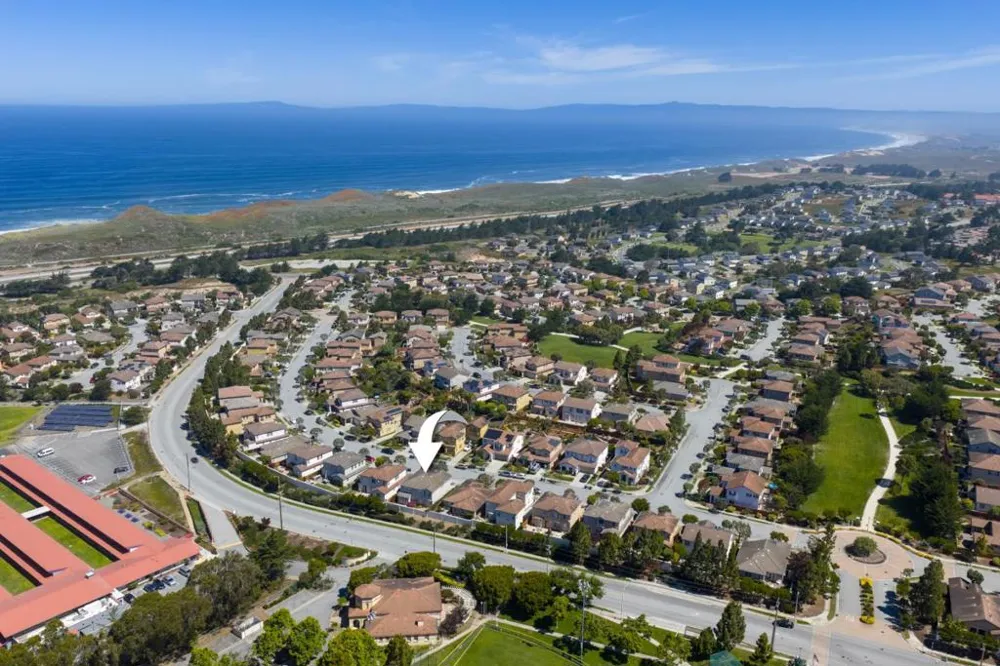 4890 Peninsula Point Drive Seaside, CA 93955