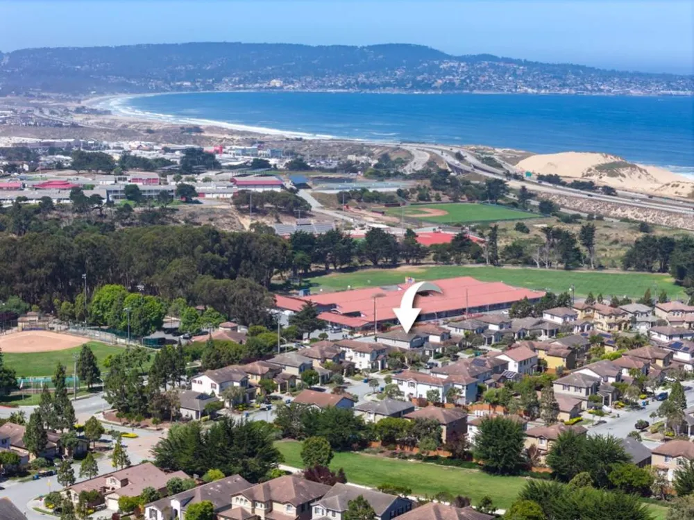 4890 Peninsula Point Drive Seaside, CA 93955