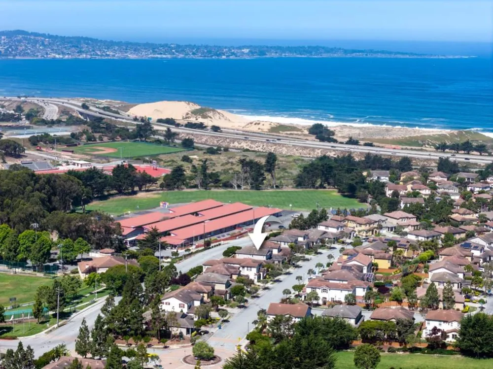 4890 Peninsula Point Drive Seaside, CA 93955