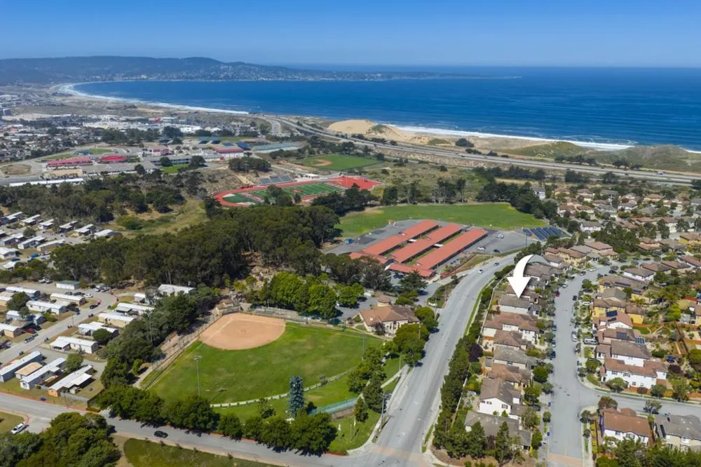 4890 Peninsula Point Drive Seaside, CA 93955