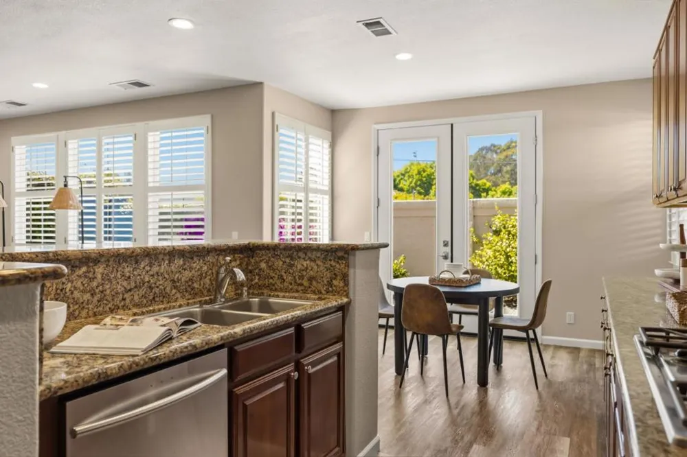 4890 Peninsula Point Drive Seaside, CA 93955
