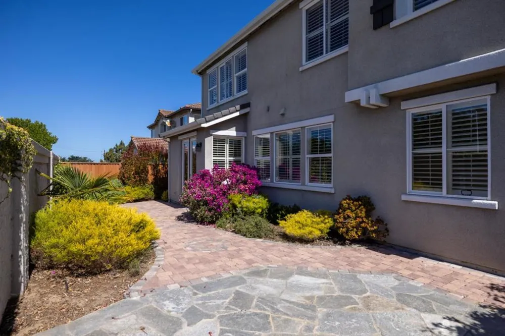 4890 Peninsula Point Drive Seaside, CA 93955