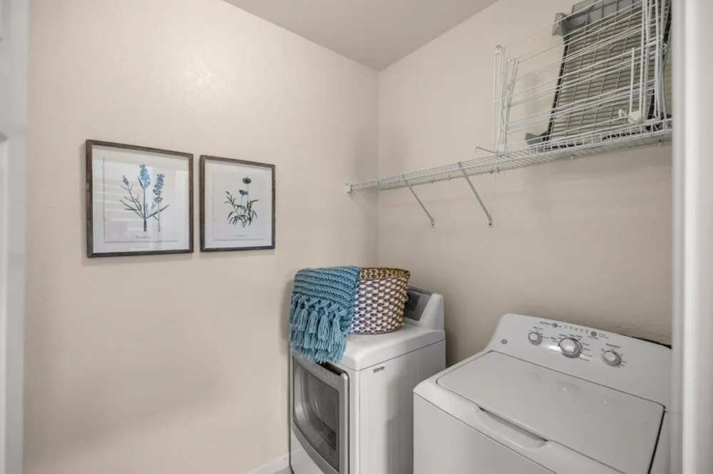 4890 Peninsula Point Drive Seaside, CA 93955