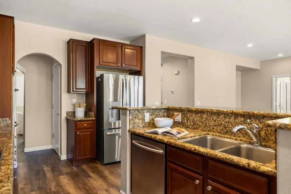 4890 Peninsula Point Drive Seaside, CA 93955