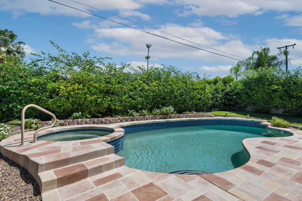 69310 Nilda Drive Cathedral City, CA 92234