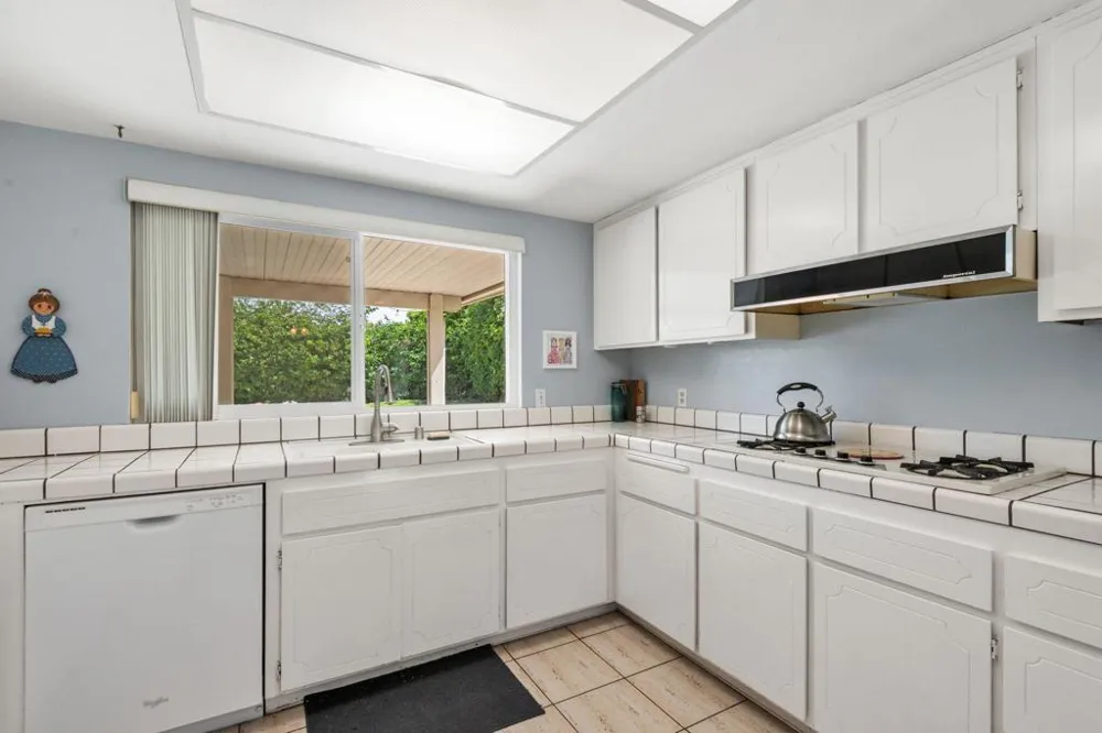 69310 Nilda Drive Cathedral City, CA 92234