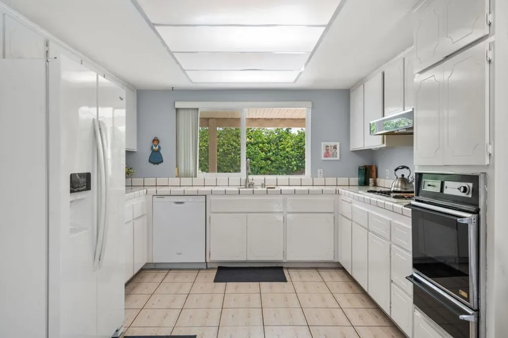 69310 Nilda Drive Cathedral City, CA 92234