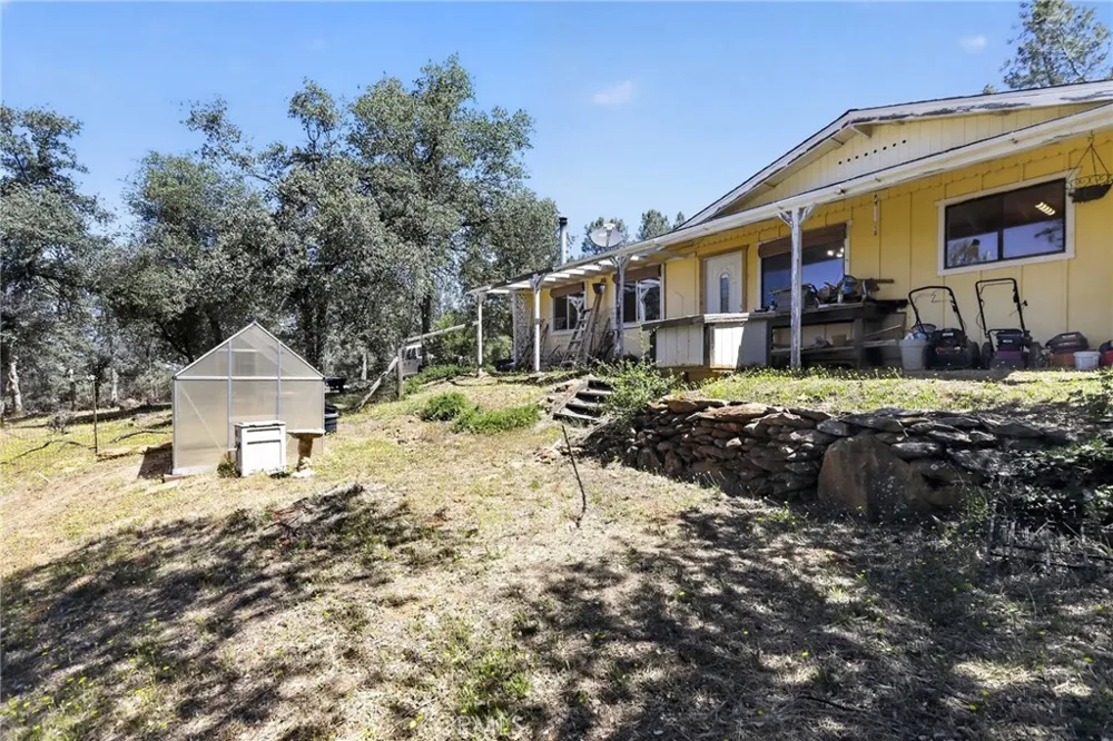 5040 Cougar Lane Georgetown, CA 95634