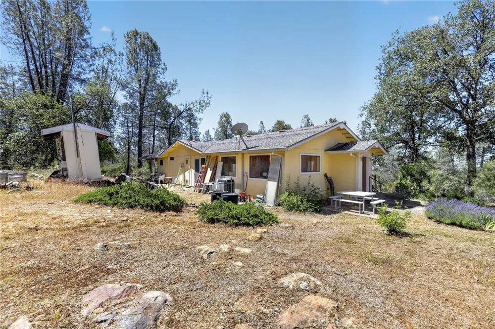 5040 Cougar Lane Georgetown, CA 95634