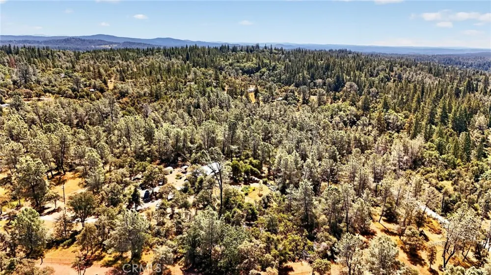 5040 Cougar Lane Georgetown, CA 95634